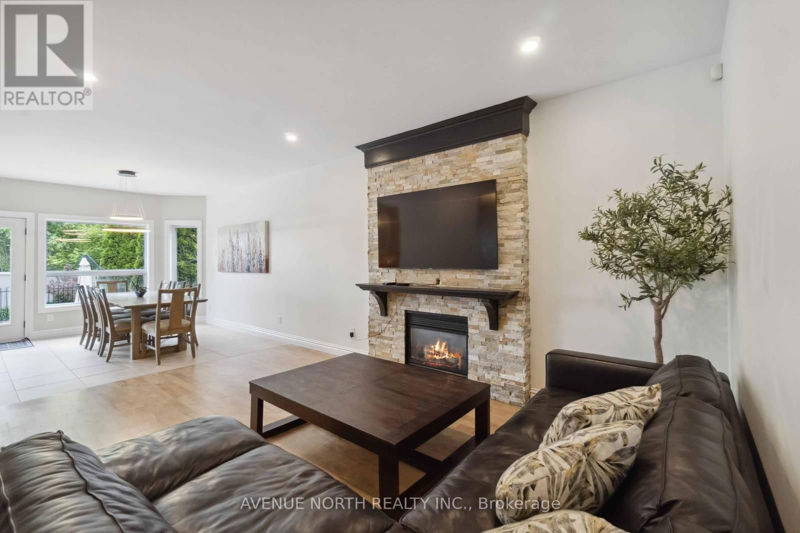 141 GRANDPARK CIRCLE Image 5