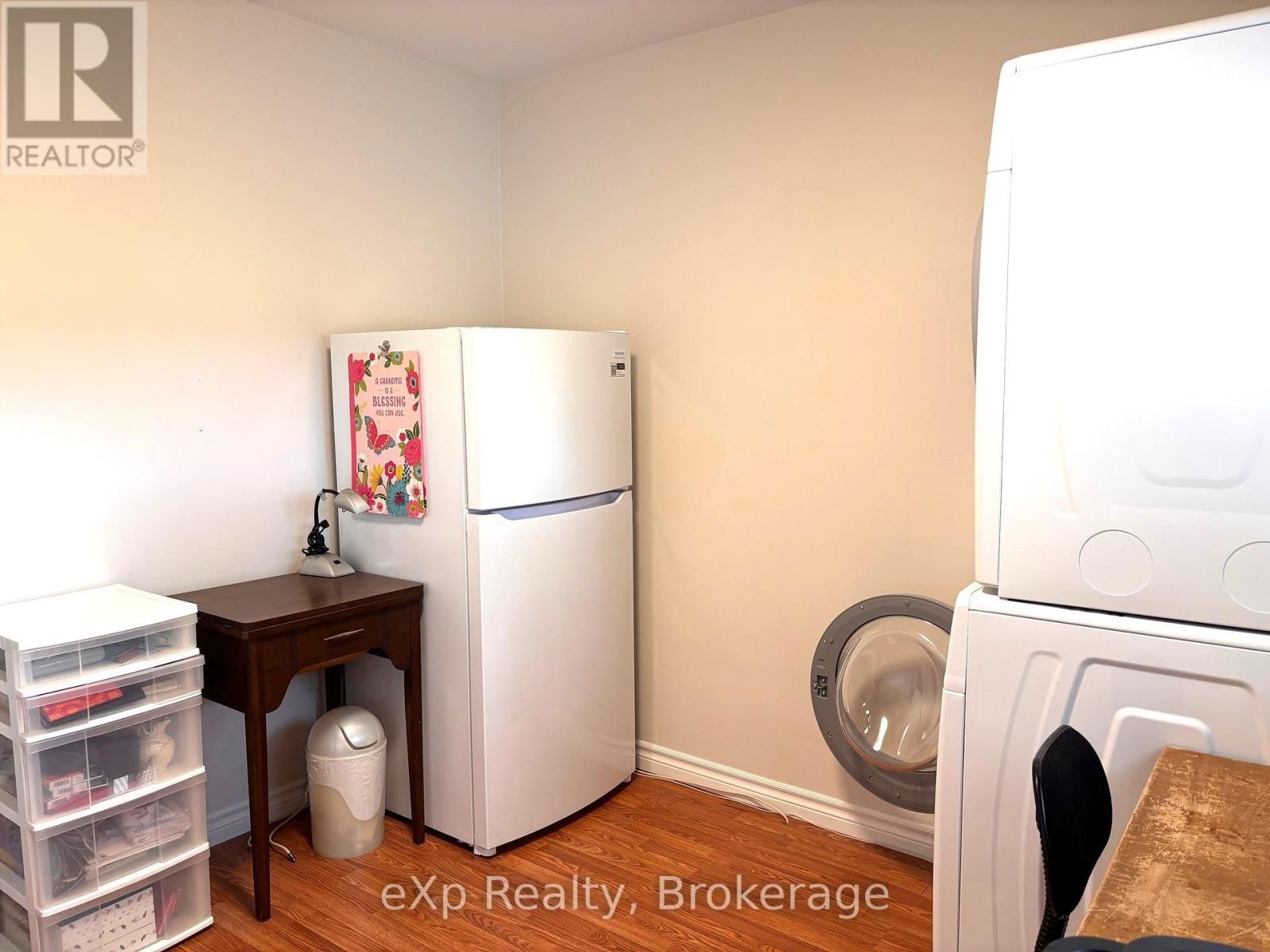 431 4TH STREET Image 31