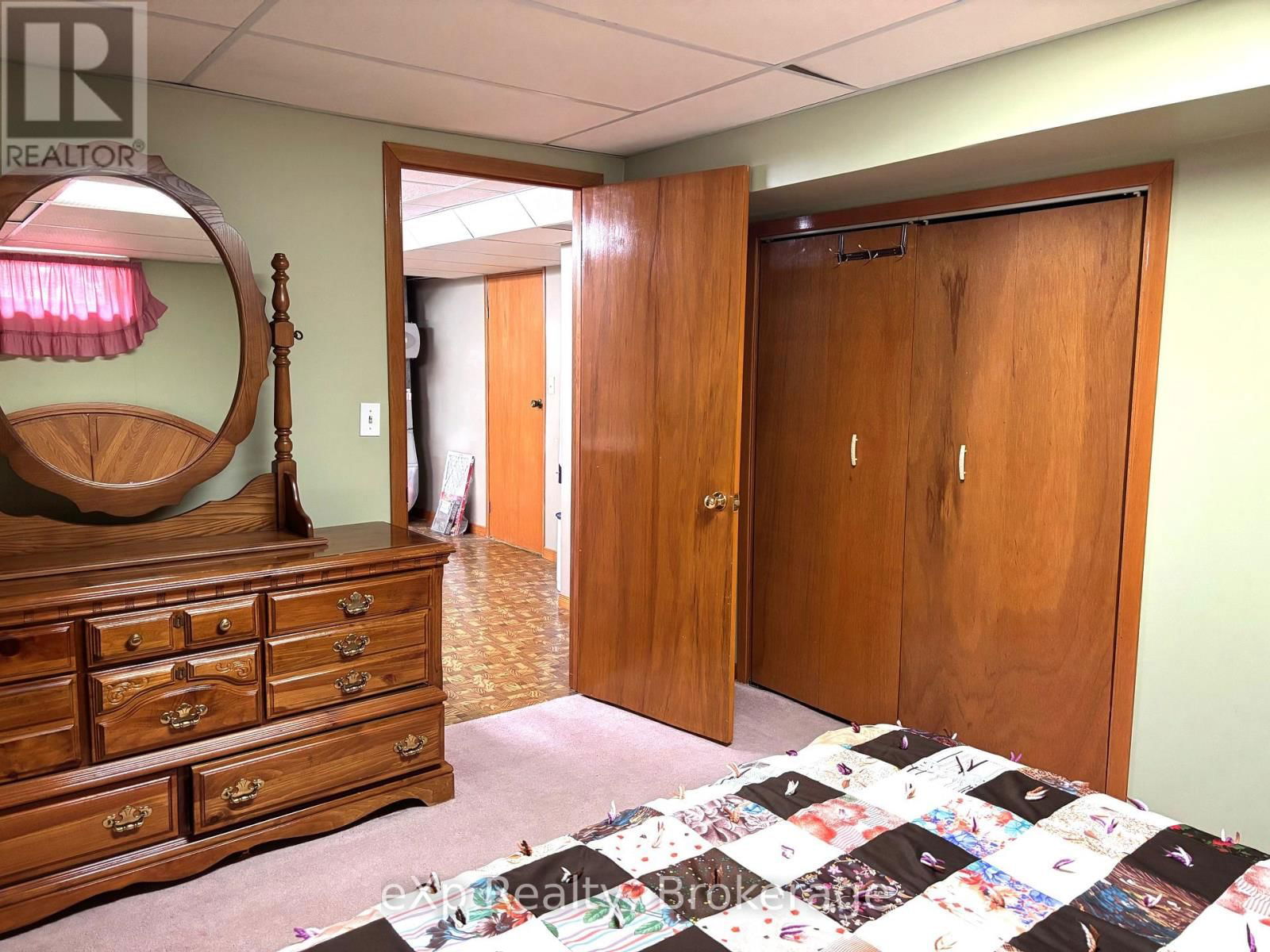 431 4TH STREET Image 37