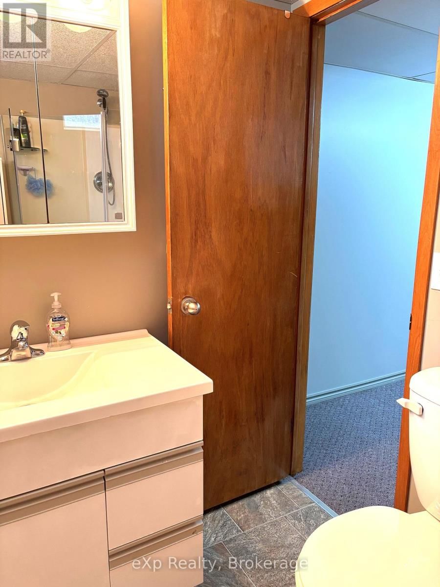 431 4TH STREET Image 44