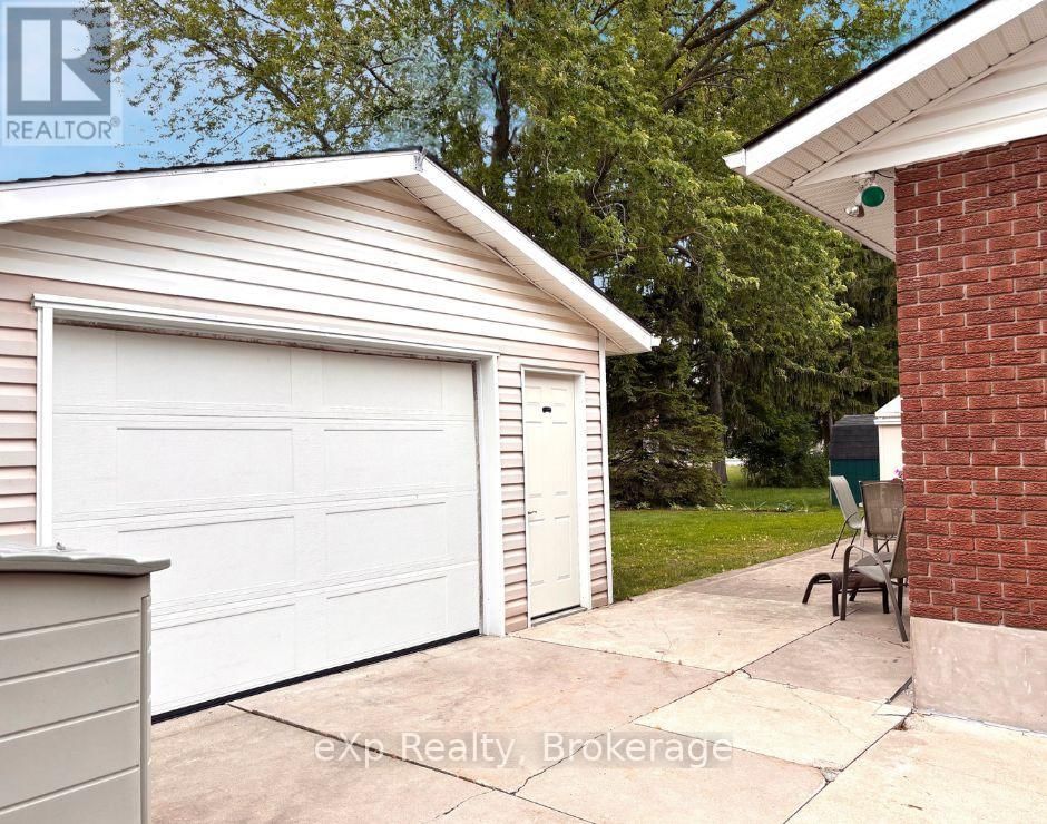 431 4TH STREET Image 8
