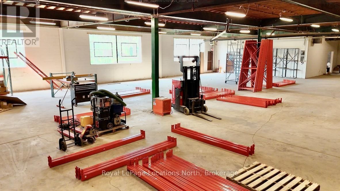 3 - 278 COOK STREET Image 16