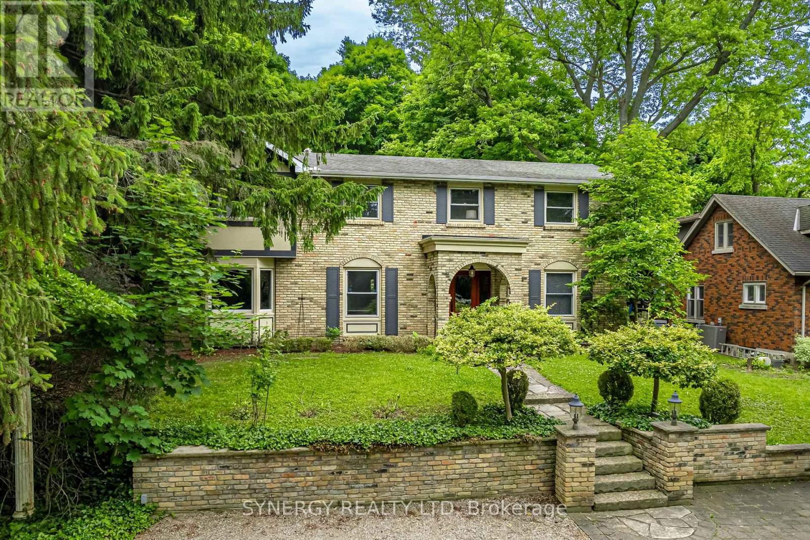 422 RIVERSIDE DRIVE Image 3