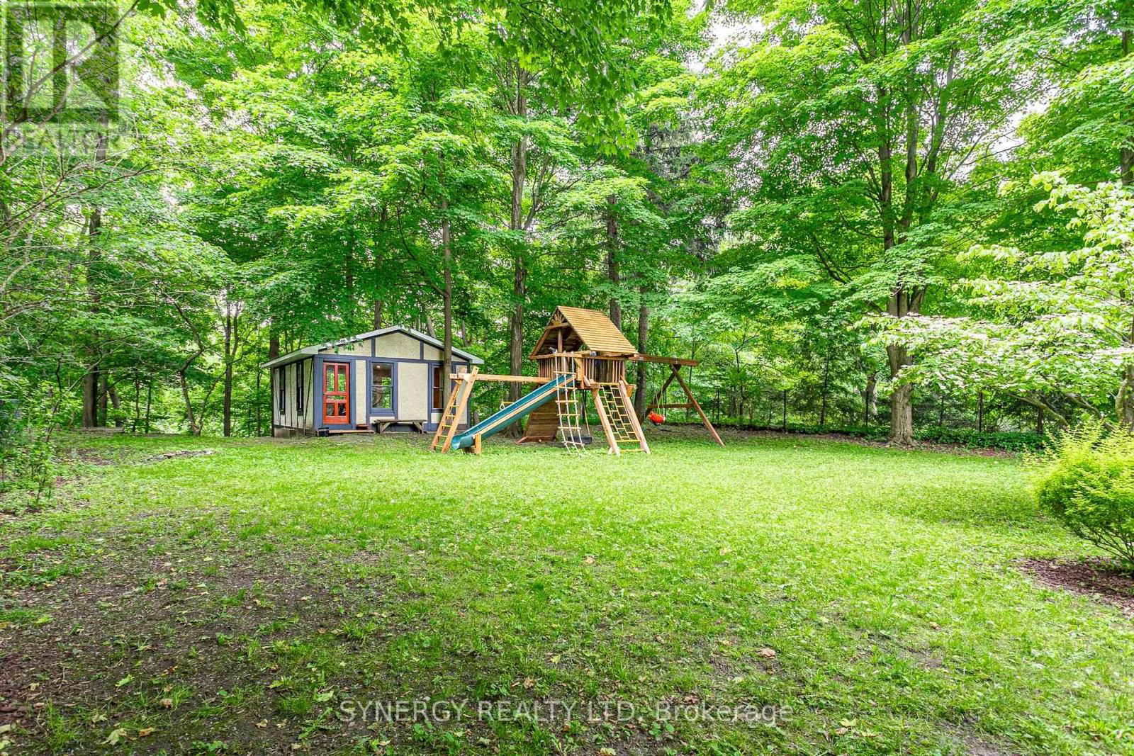 422 RIVERSIDE DRIVE Image 36