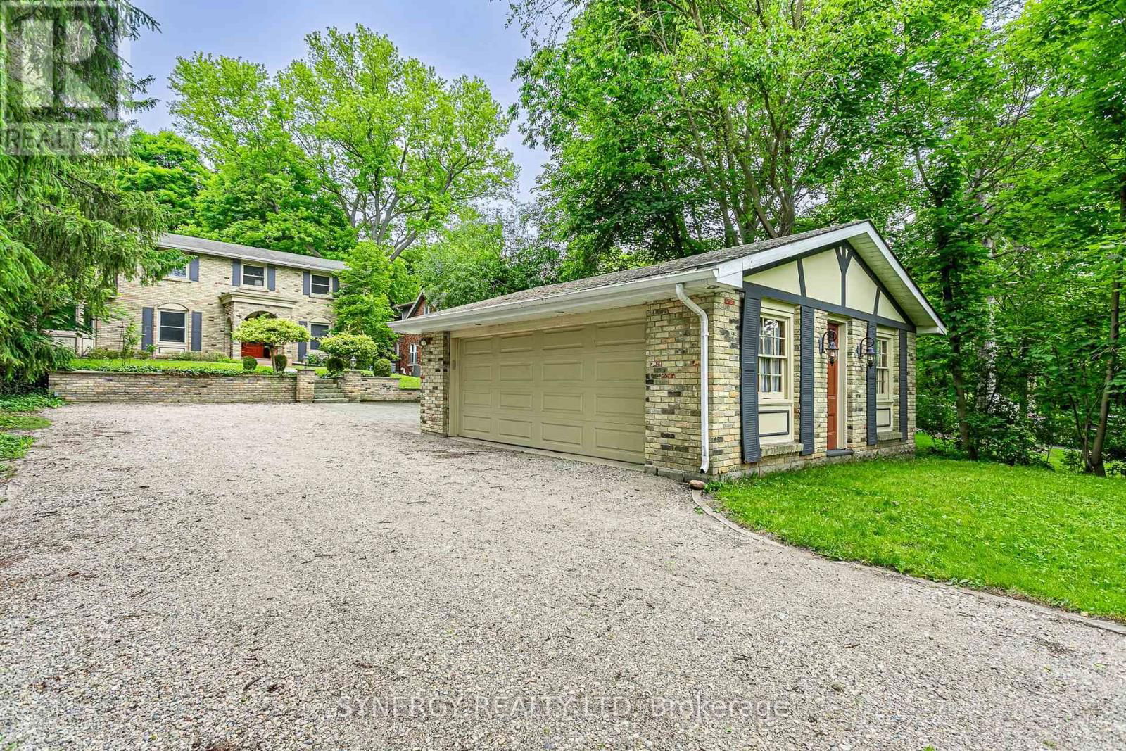 422 RIVERSIDE DRIVE Image 41