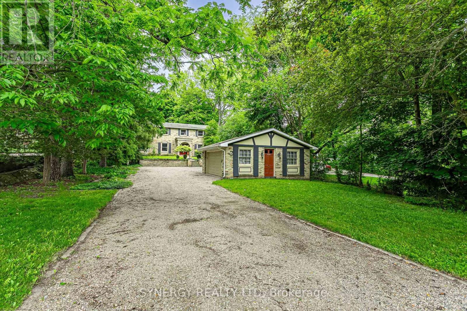 422 RIVERSIDE DRIVE Image 43