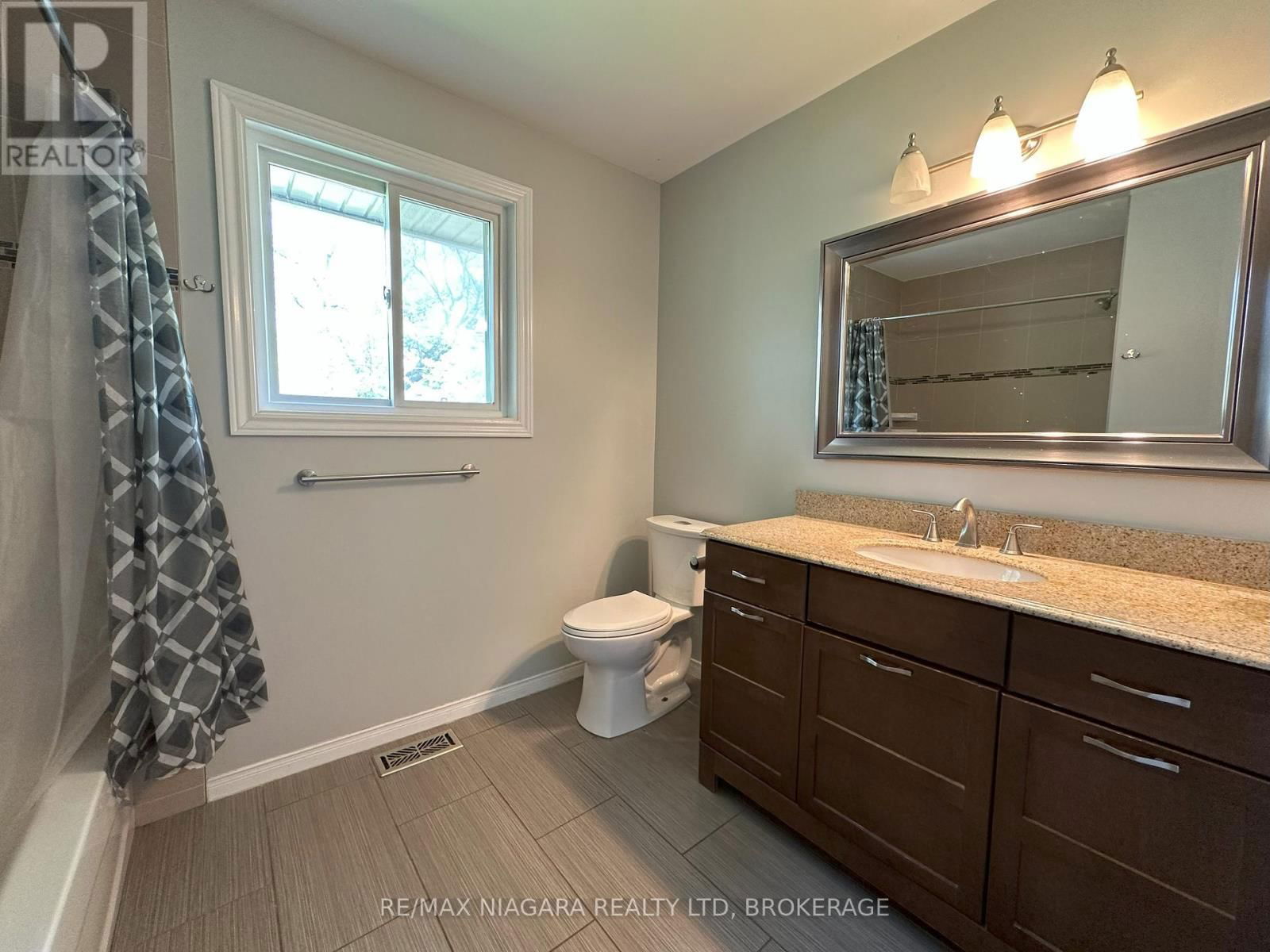 MAIN - 182 WILLSON ROAD Image 10