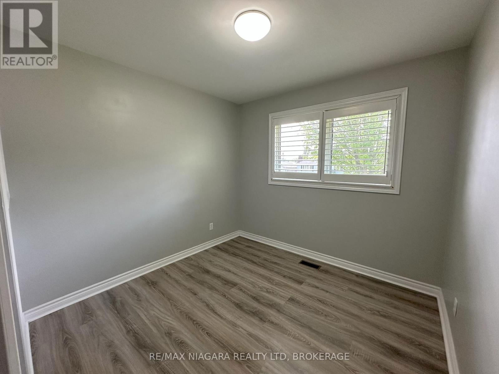 MAIN - 182 WILLSON ROAD Image 12