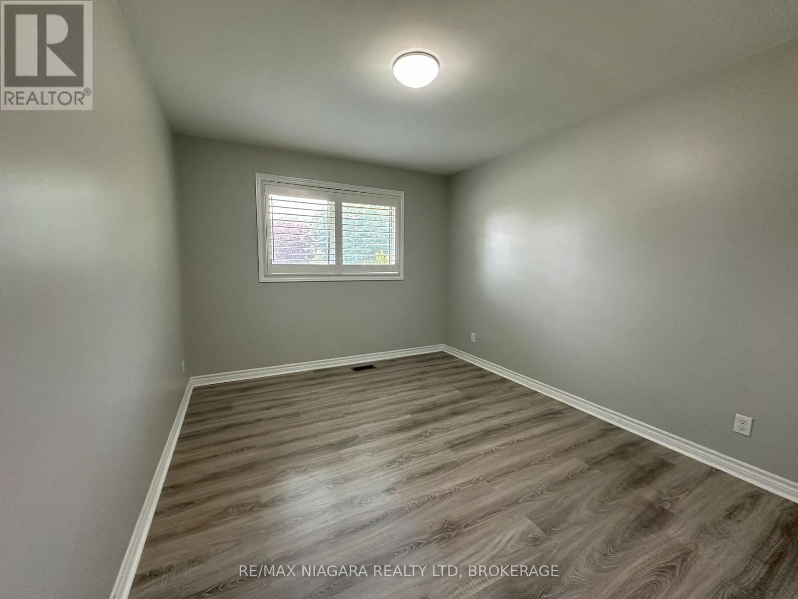 MAIN - 182 WILLSON ROAD Image 16