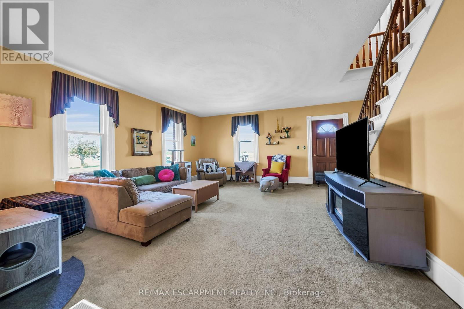 4932 FLY ROAD Image 15