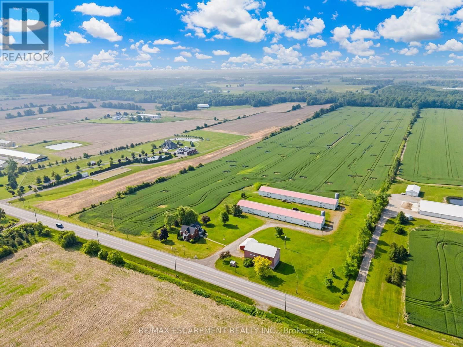 4932 FLY ROAD Image 35