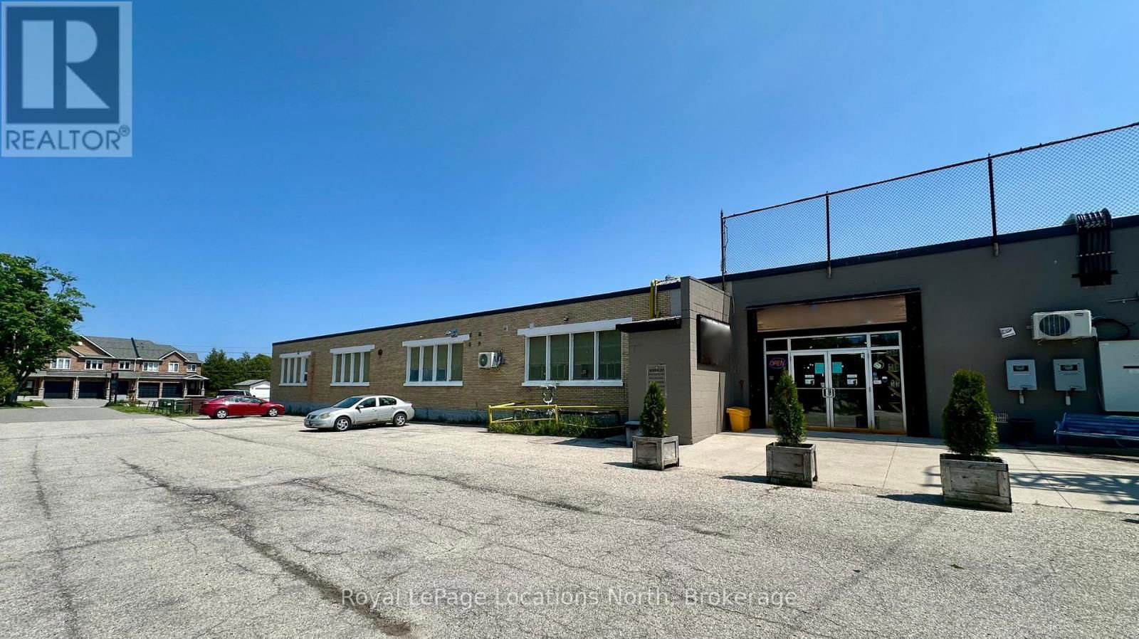 8S - 278 COOK STREET Image 3