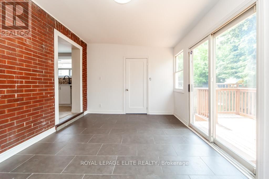 47 WEIR STREET NORTH Image 18