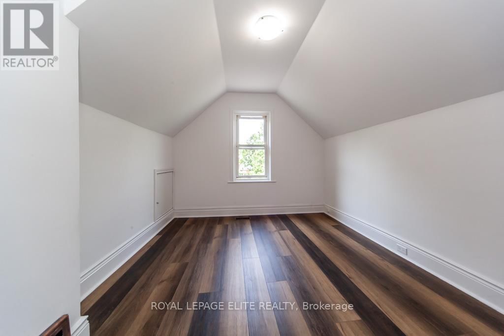 47 WEIR STREET NORTH Image 27
