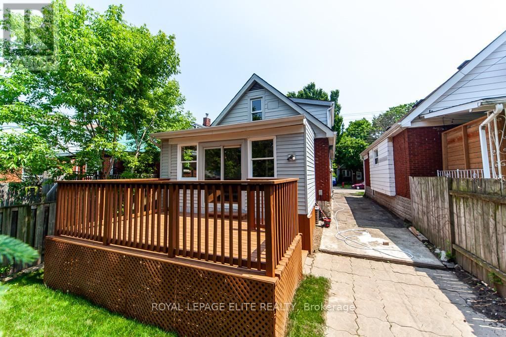 47 WEIR STREET NORTH Image 37