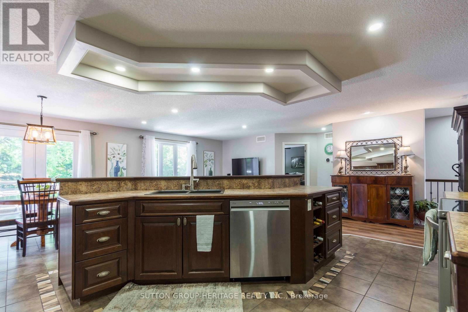 39 LAKEWOOD CRESCENT Image 10