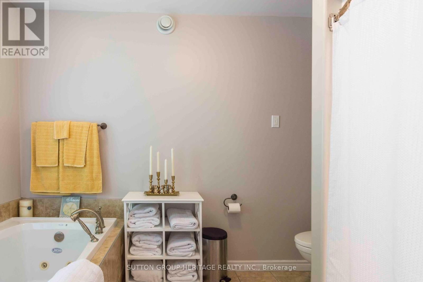 39 LAKEWOOD CRESCENT Image 20