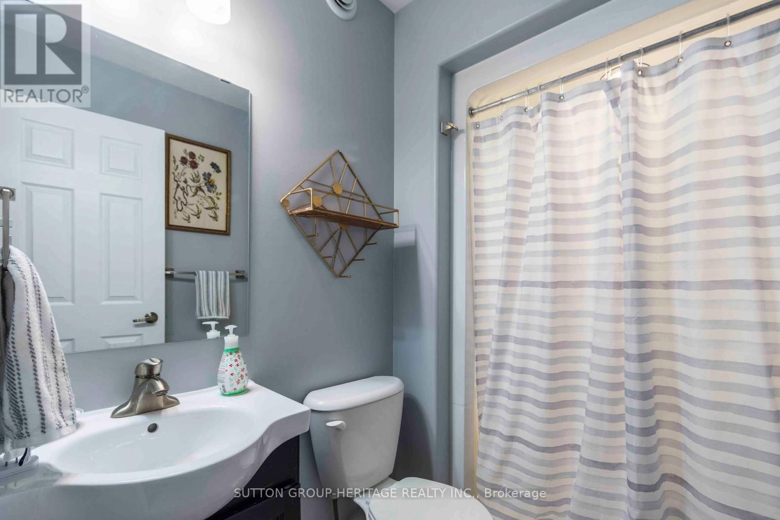 39 LAKEWOOD CRESCENT Image 23