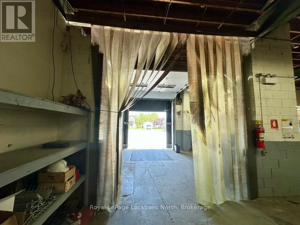 8W - 278 COOK STREET Image 10