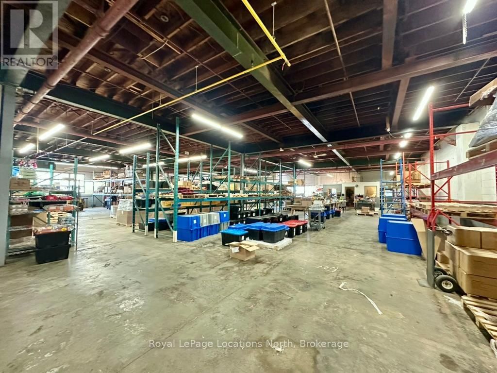 8W - 278 COOK STREET Image 15