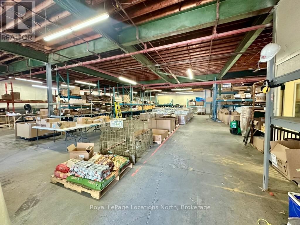 8W - 278 COOK STREET Image 18