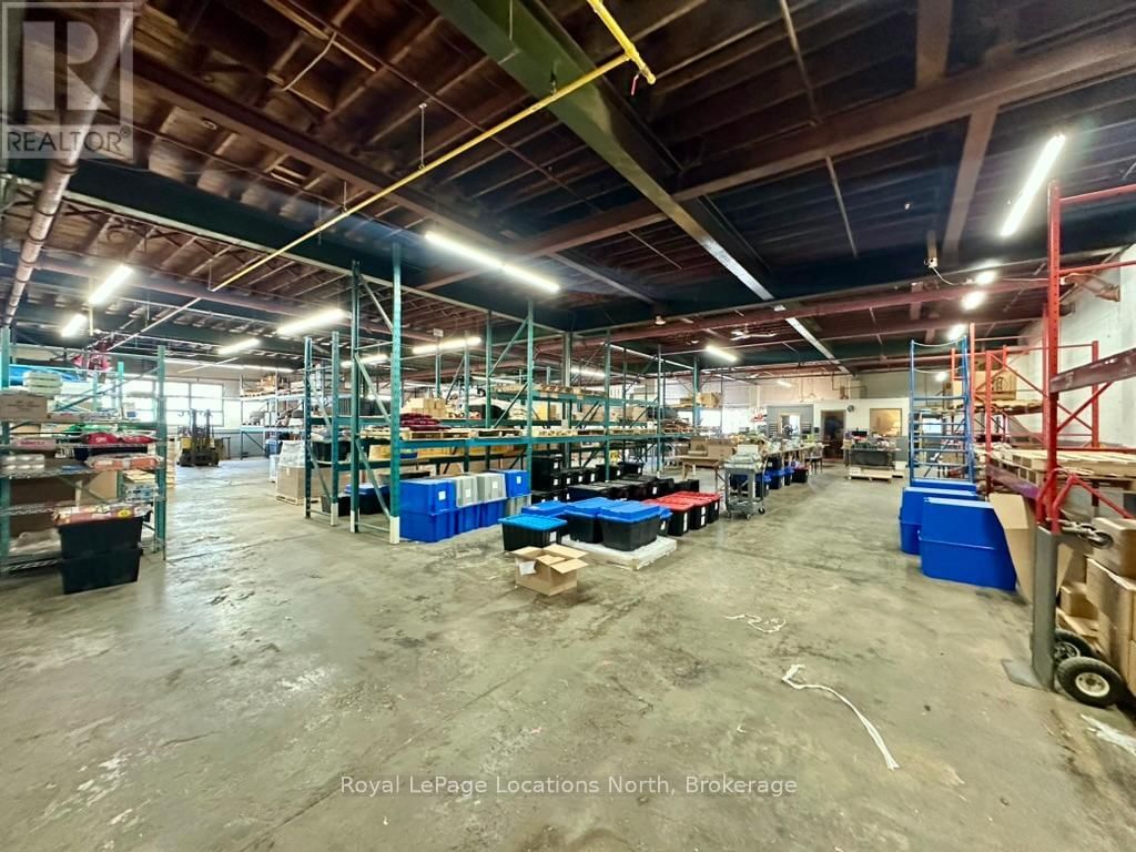 8W - 278 COOK STREET Image 20