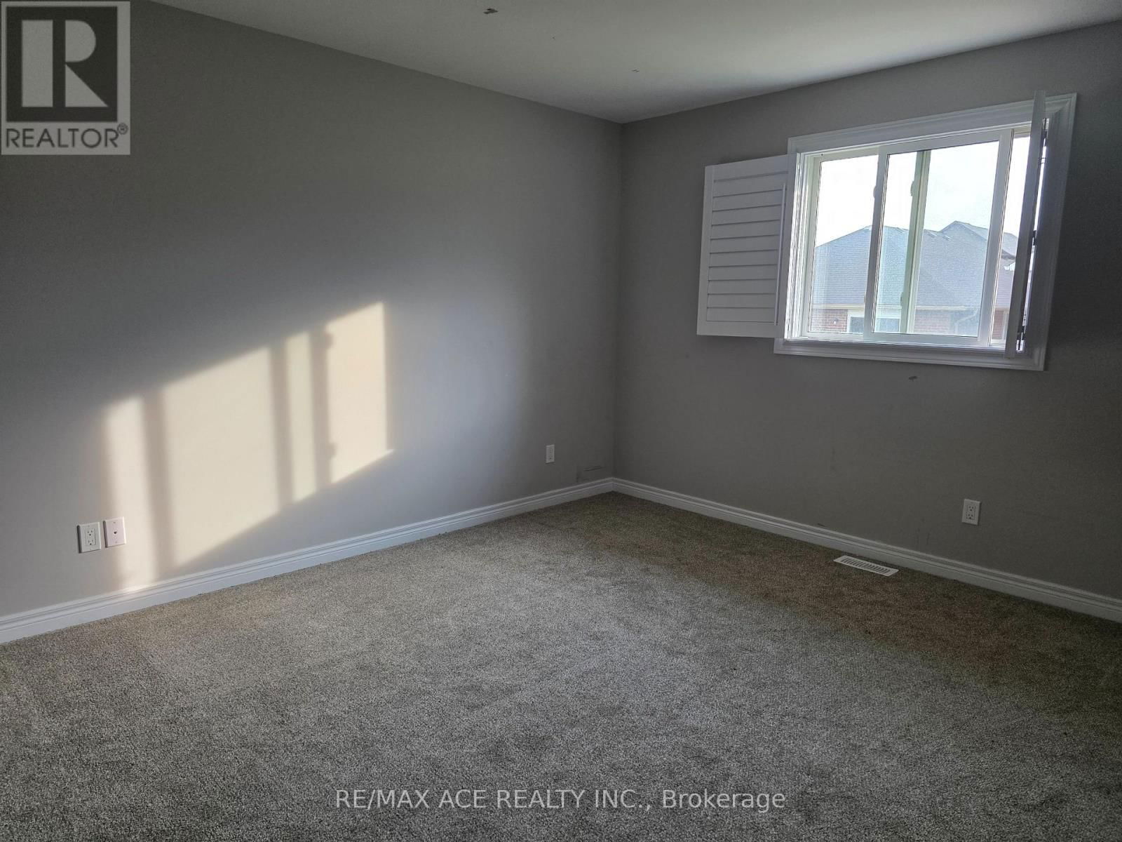 35 YORK DRIVE Image 5