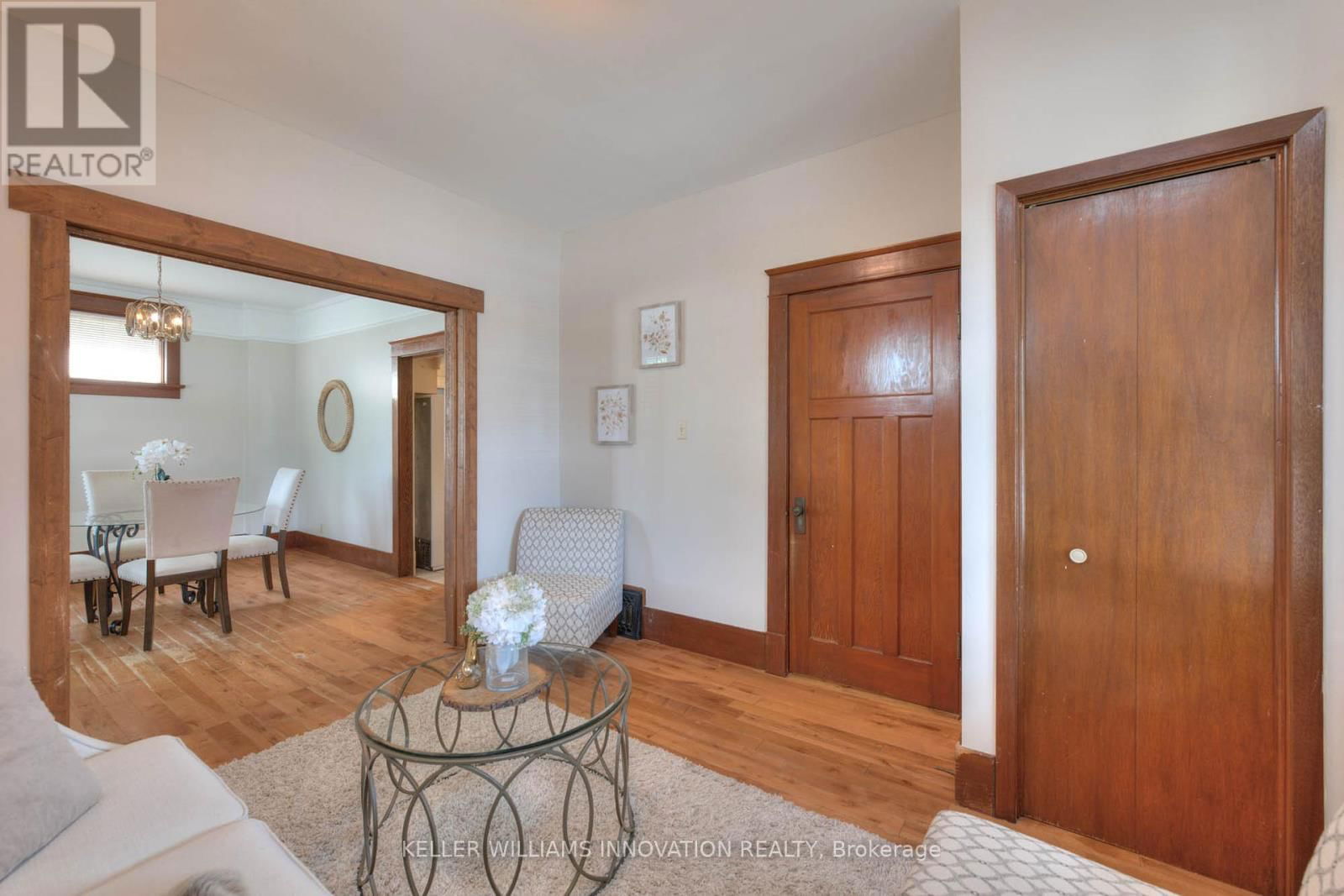 235 HOFFMAN STREET Image 11