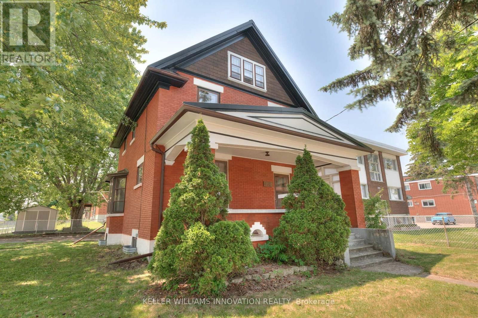 235 HOFFMAN STREET Image 2