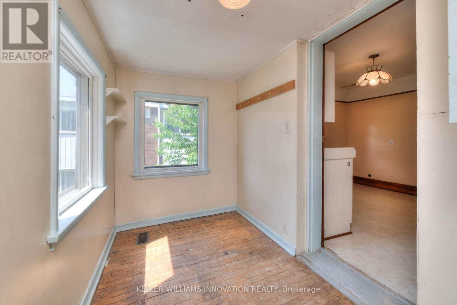 235 HOFFMAN STREET Image 27