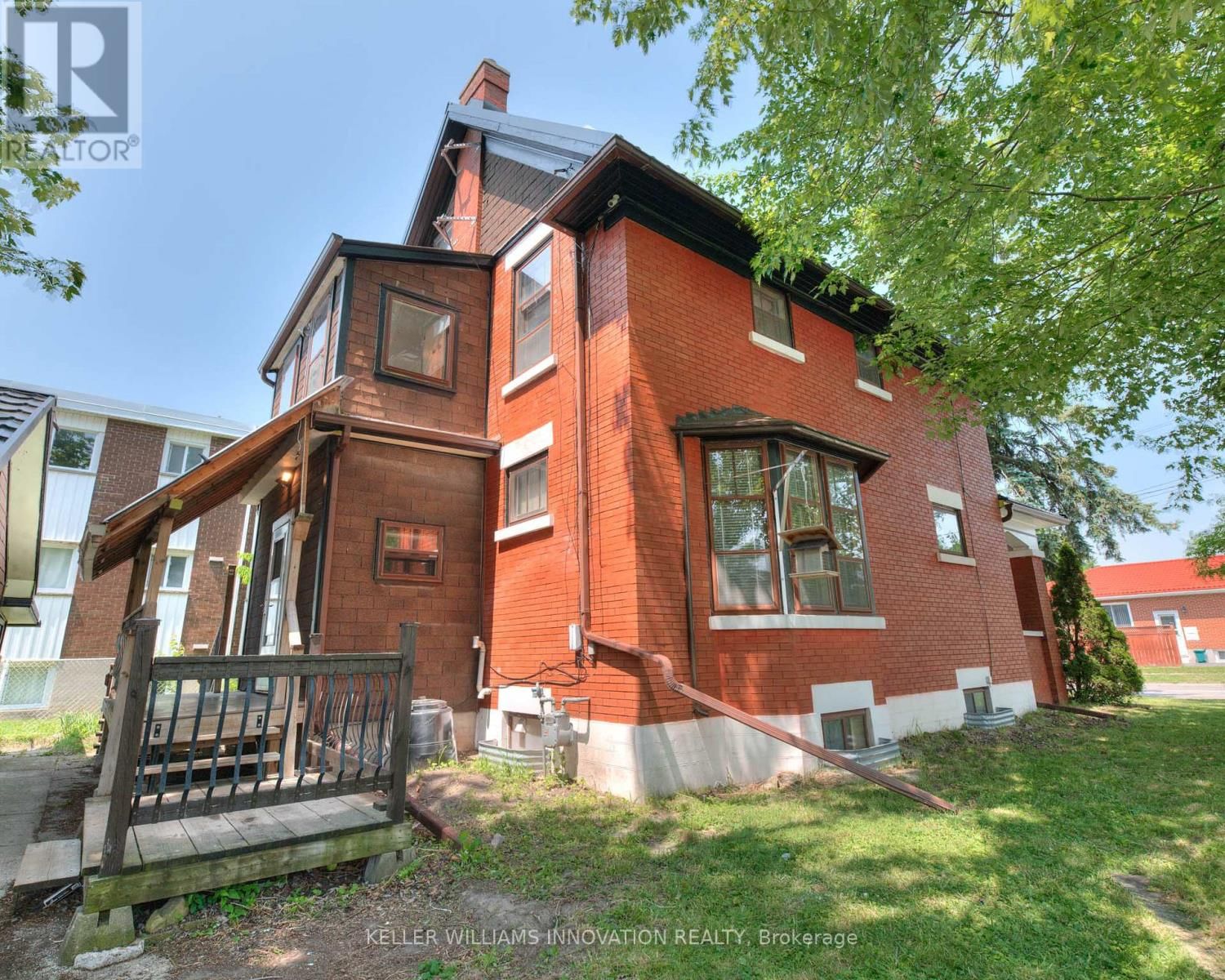 235 HOFFMAN STREET Image 3
