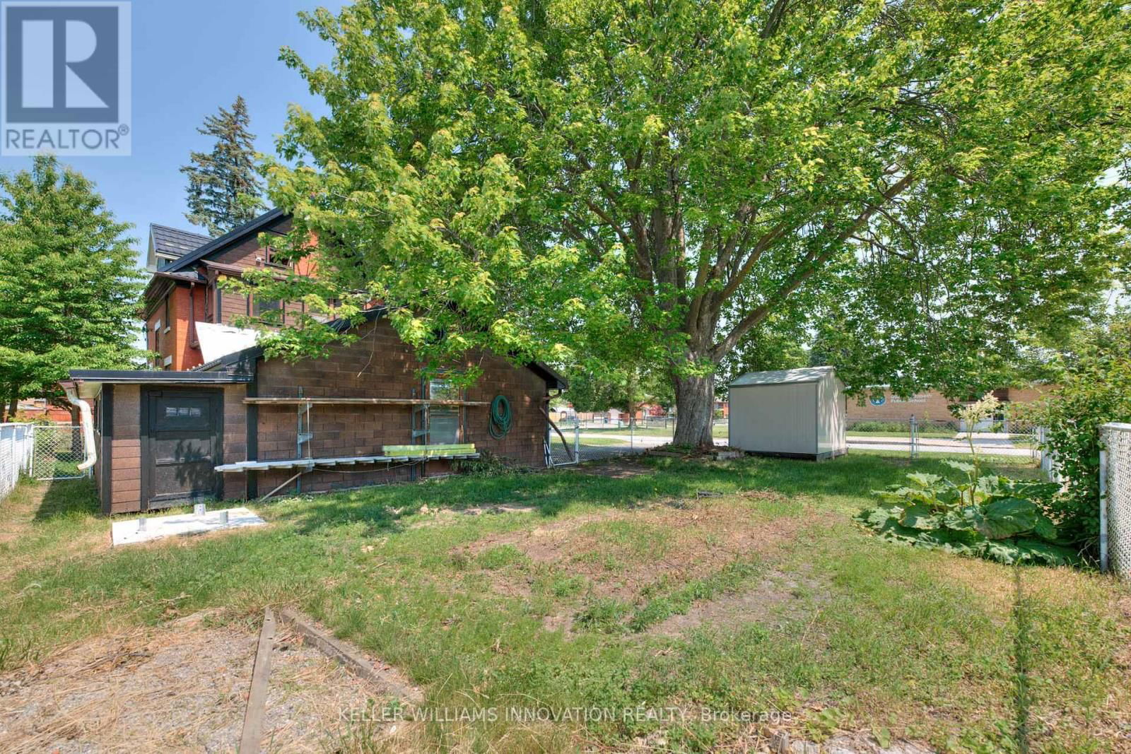 235 HOFFMAN STREET Image 35