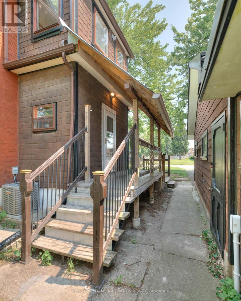 235 HOFFMAN STREET Image 39