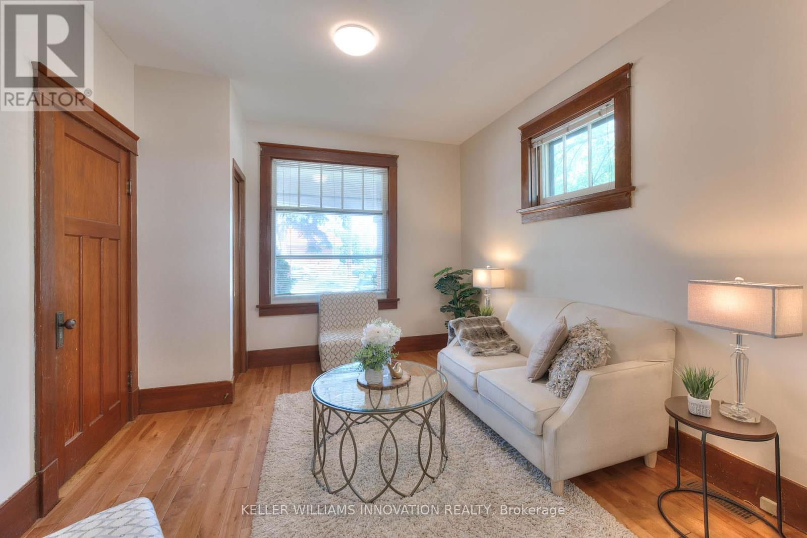 235 HOFFMAN STREET Image 9