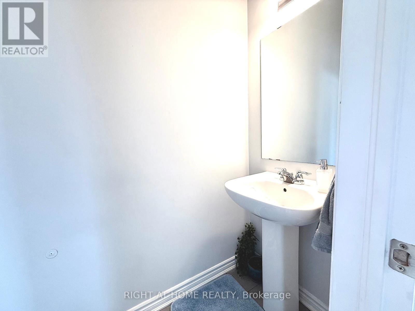 765 BRITTANIC ROAD Image 11