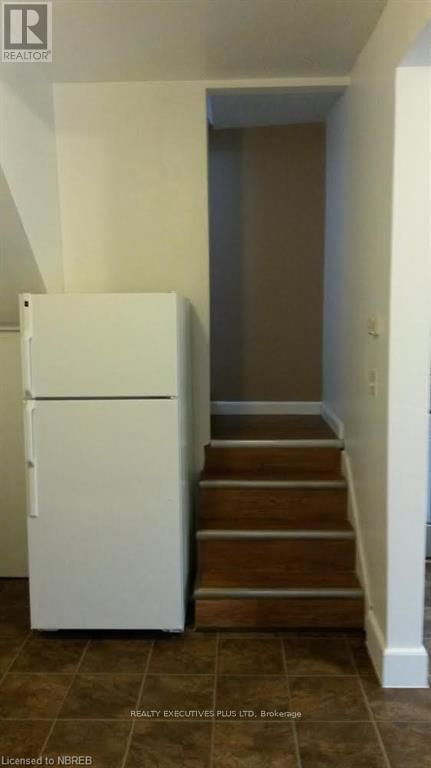106 FOURTH AVENUE WEST Image 13