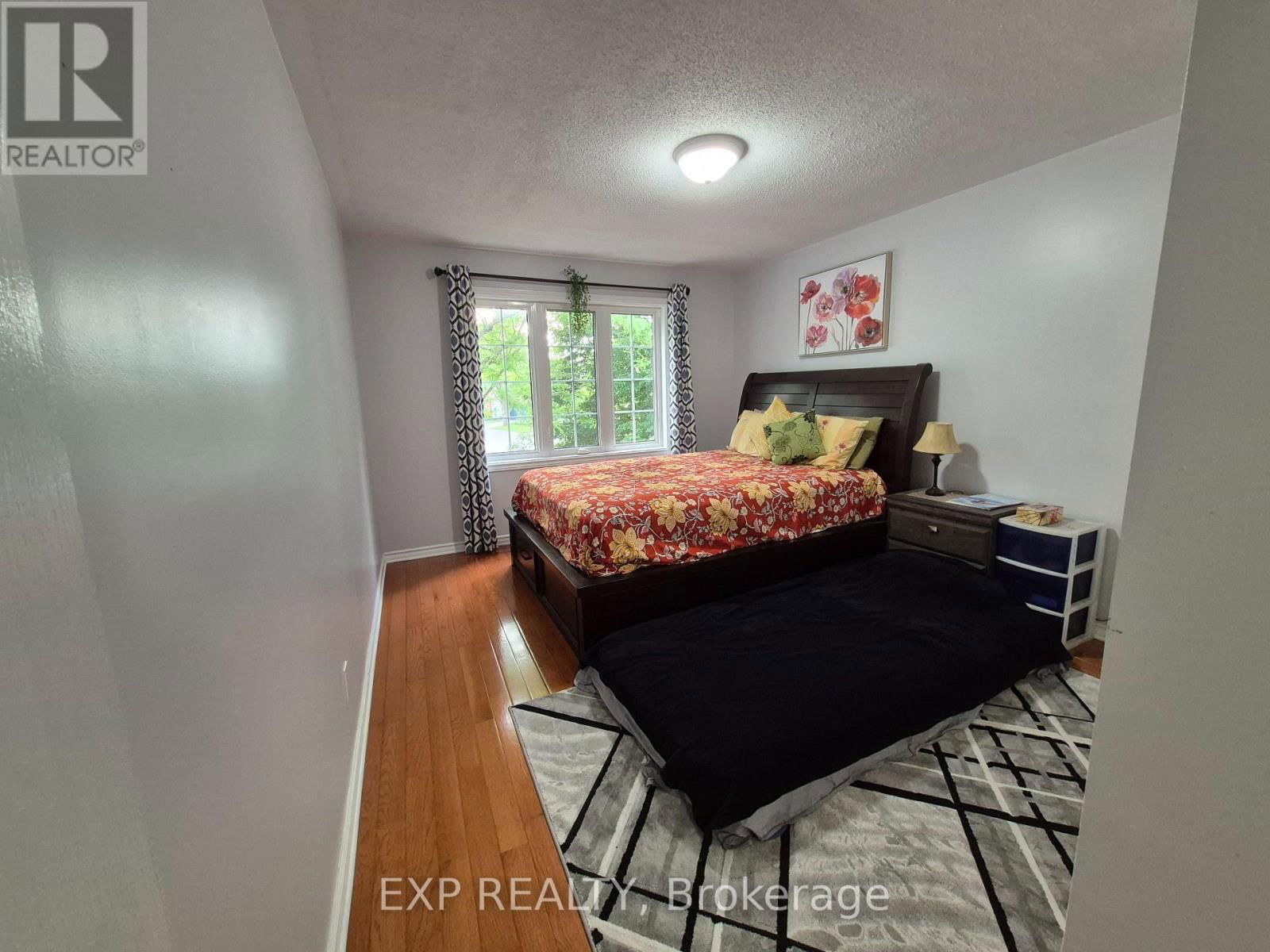 192 WINDHURST DRIVE Image 14