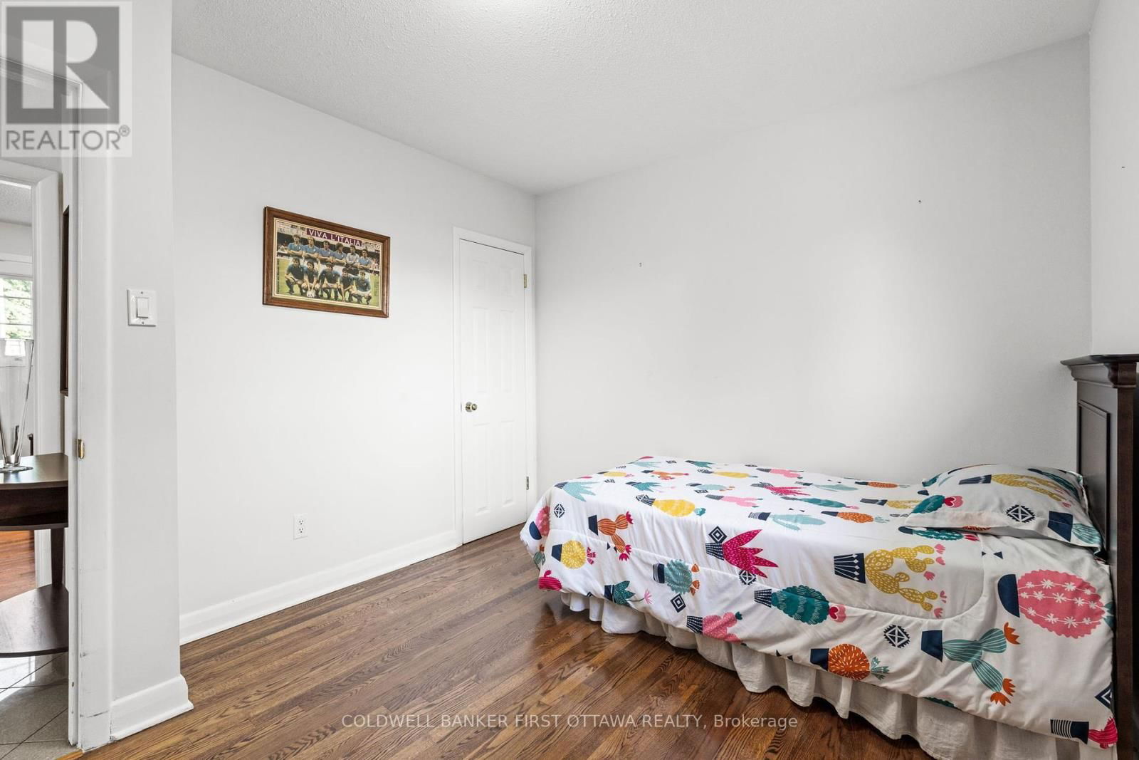 63 MEADOWLANDS DRIVE WEST Image 17