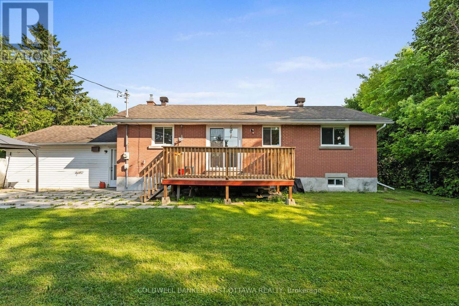 63 MEADOWLANDS DRIVE WEST Image 29