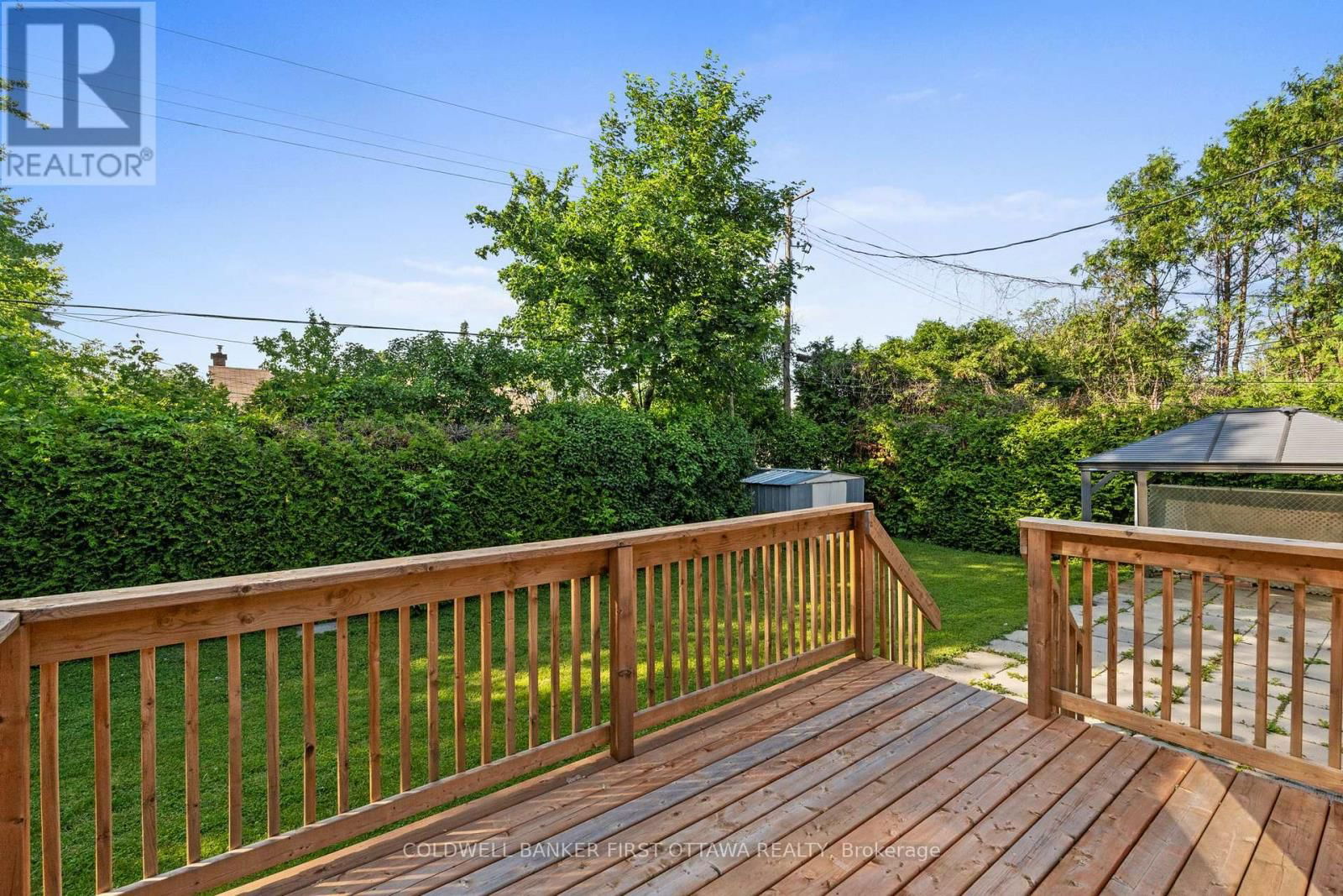63 MEADOWLANDS DRIVE WEST Image 32