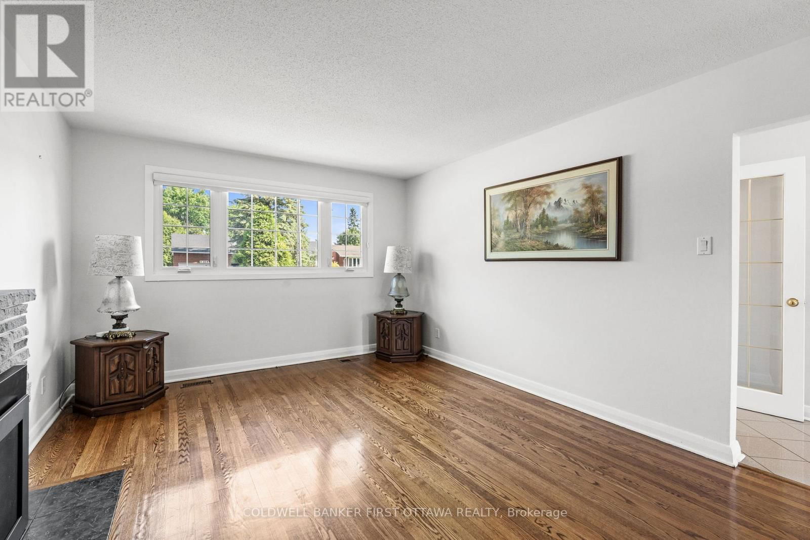 63 MEADOWLANDS DRIVE WEST Image 6
