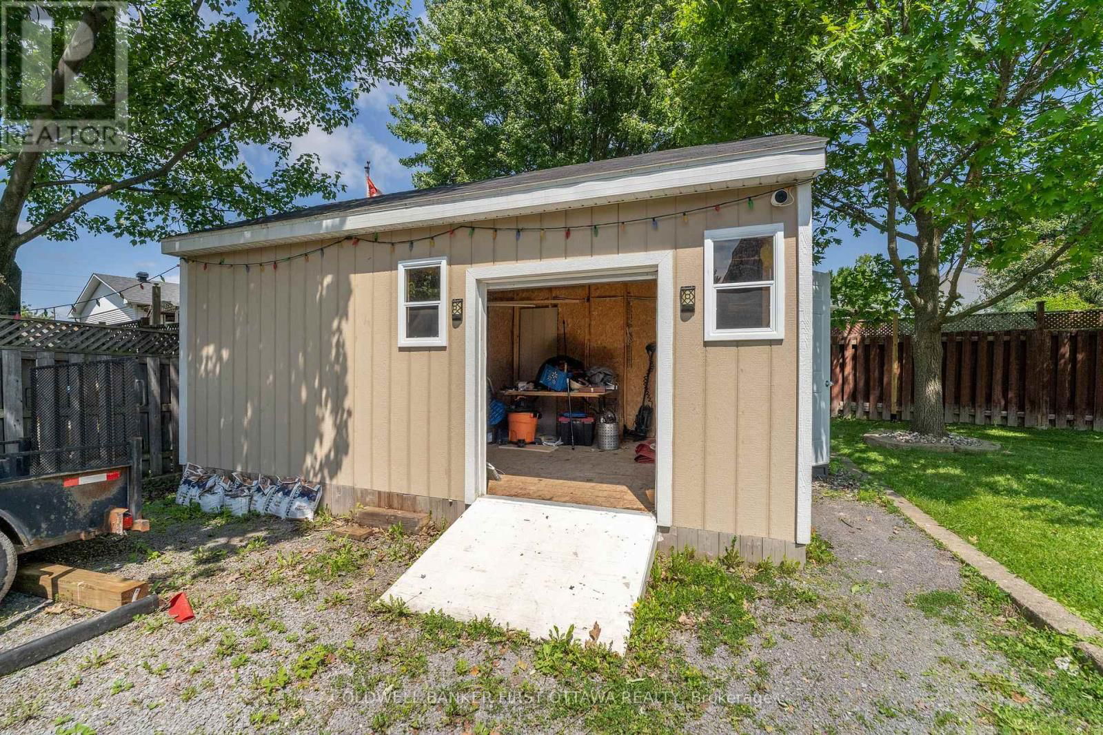 3162 LEMAY CIRCLE SOUTH Image 35