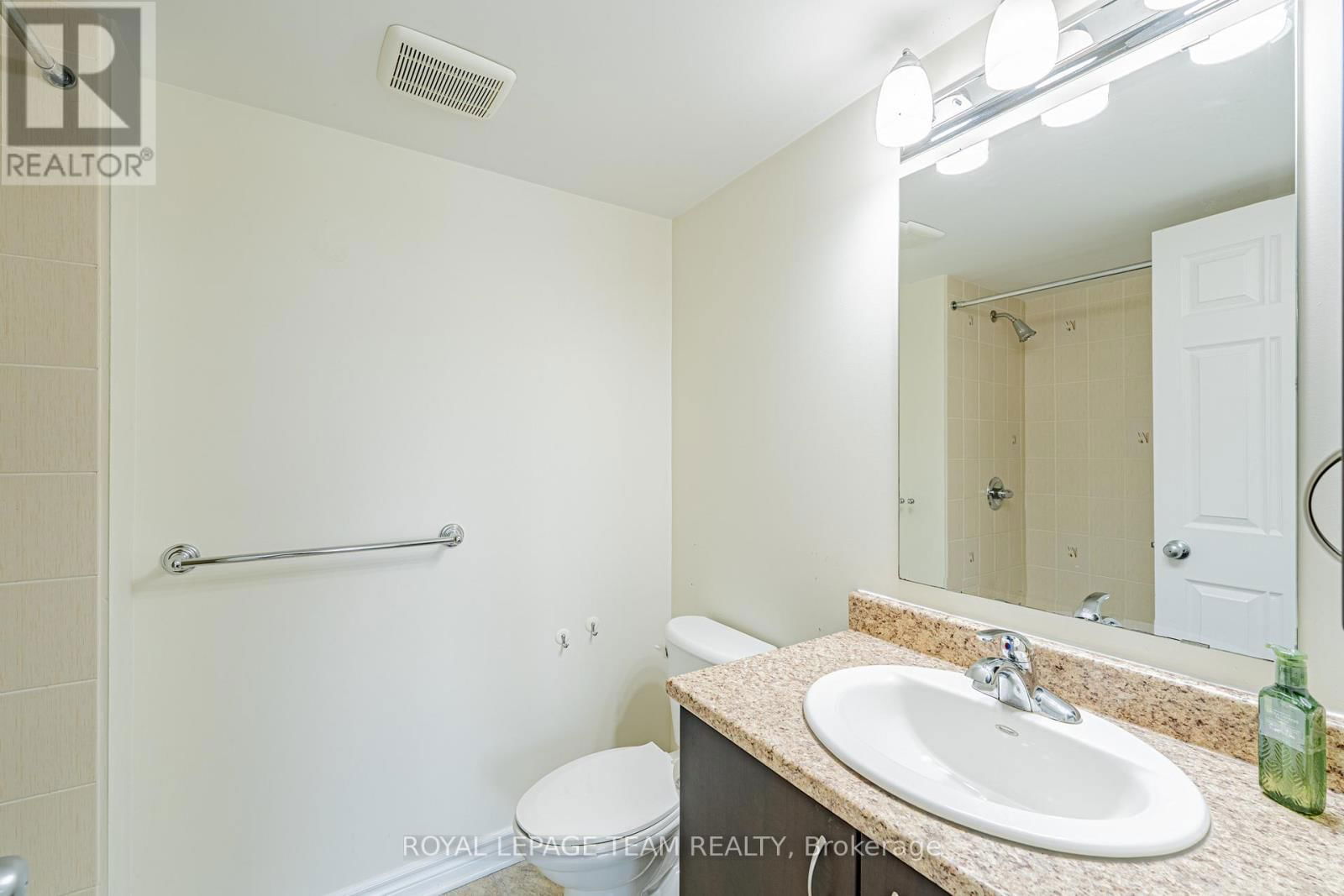 B - 634 CHAPMAN MILLS DRIVE Image 41