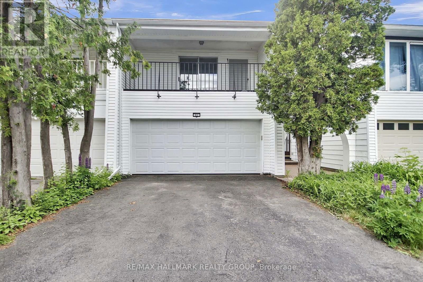 41 GRADY CRESCENT Image 1