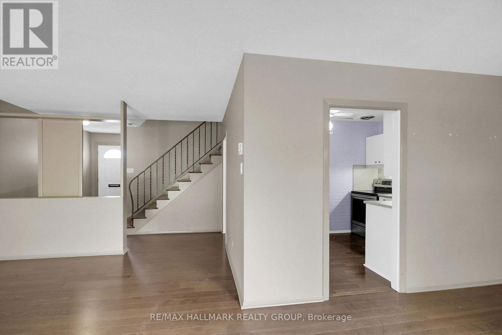 41 GRADY CRESCENT Image 13