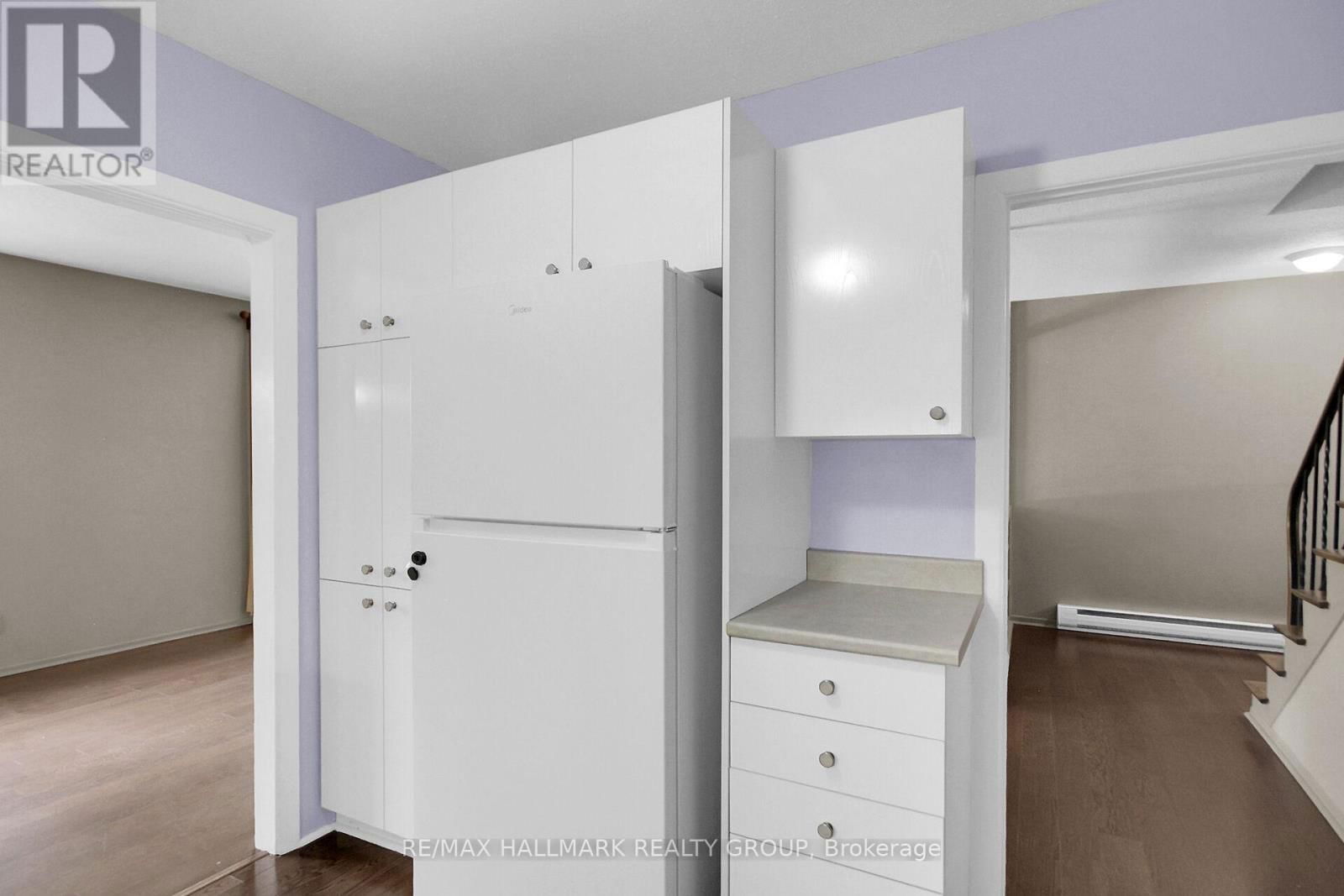 41 GRADY CRESCENT Image 17