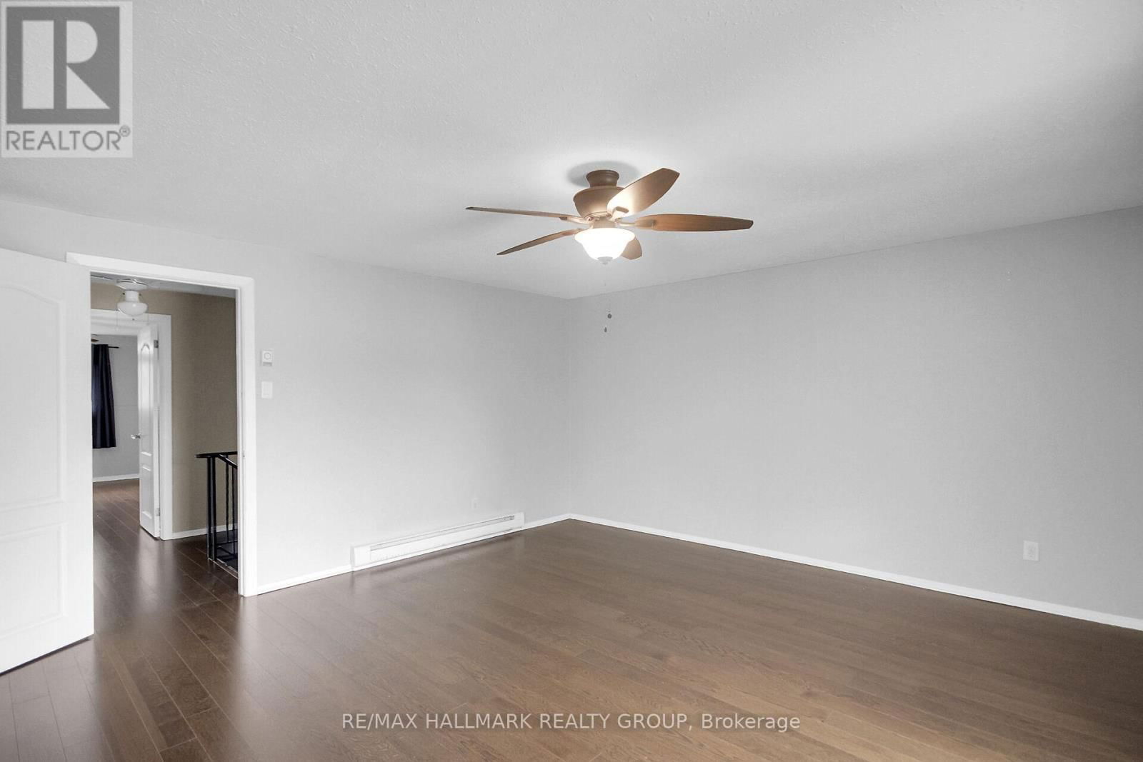 41 GRADY CRESCENT Image 25