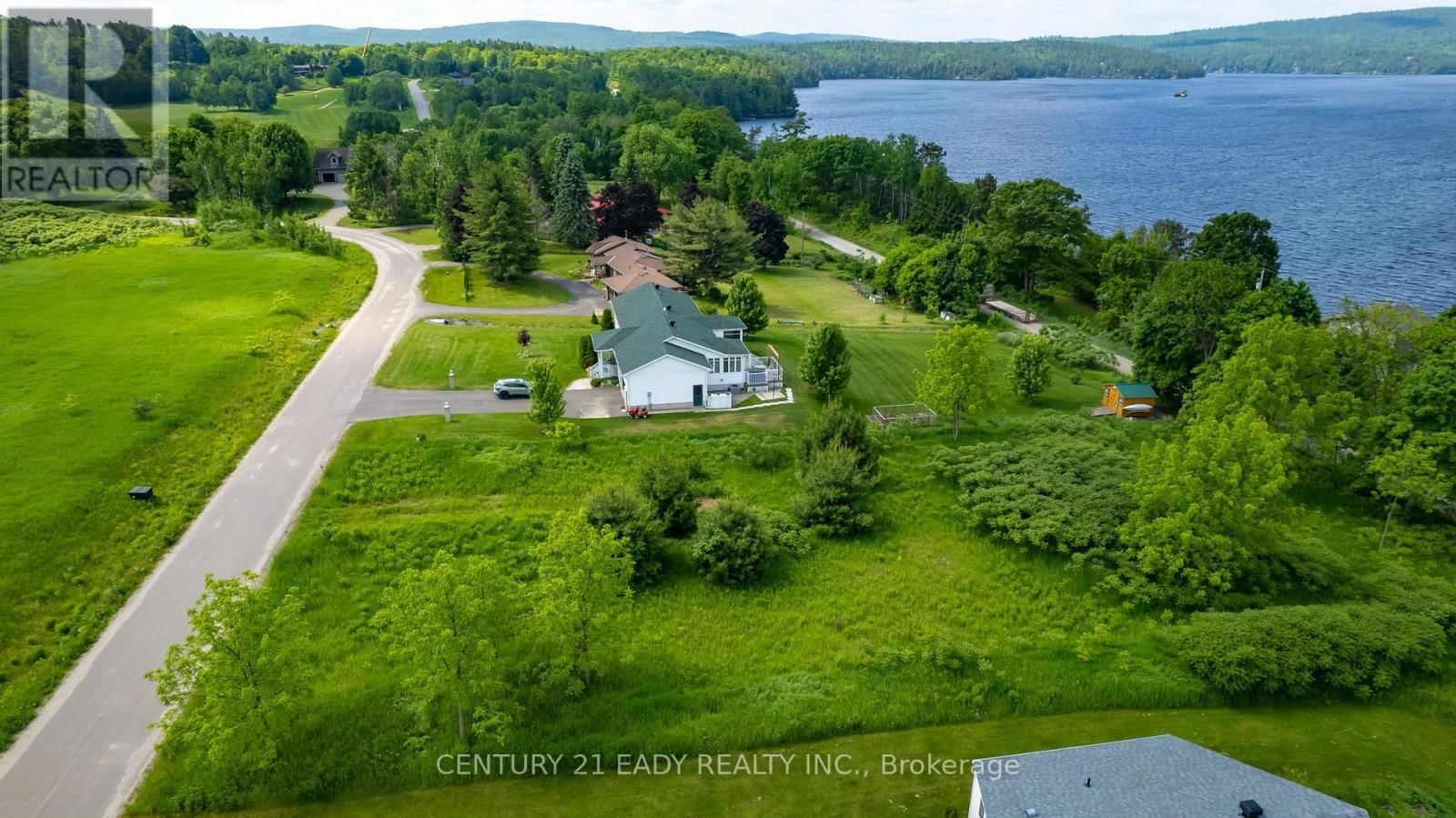 50 SPINDLE DRIFT ROAD Image 32