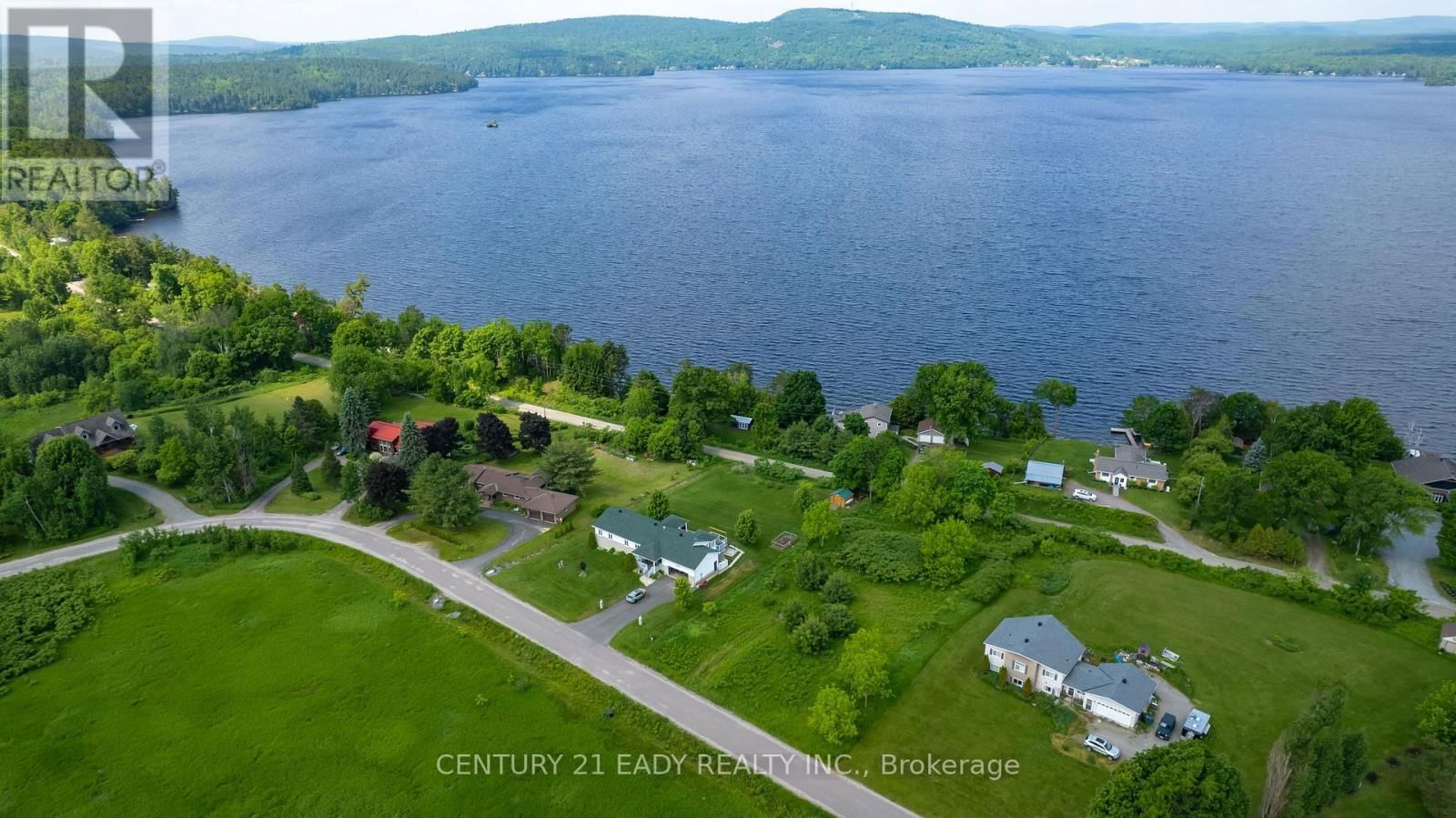 50 SPINDLE DRIFT ROAD Image 36