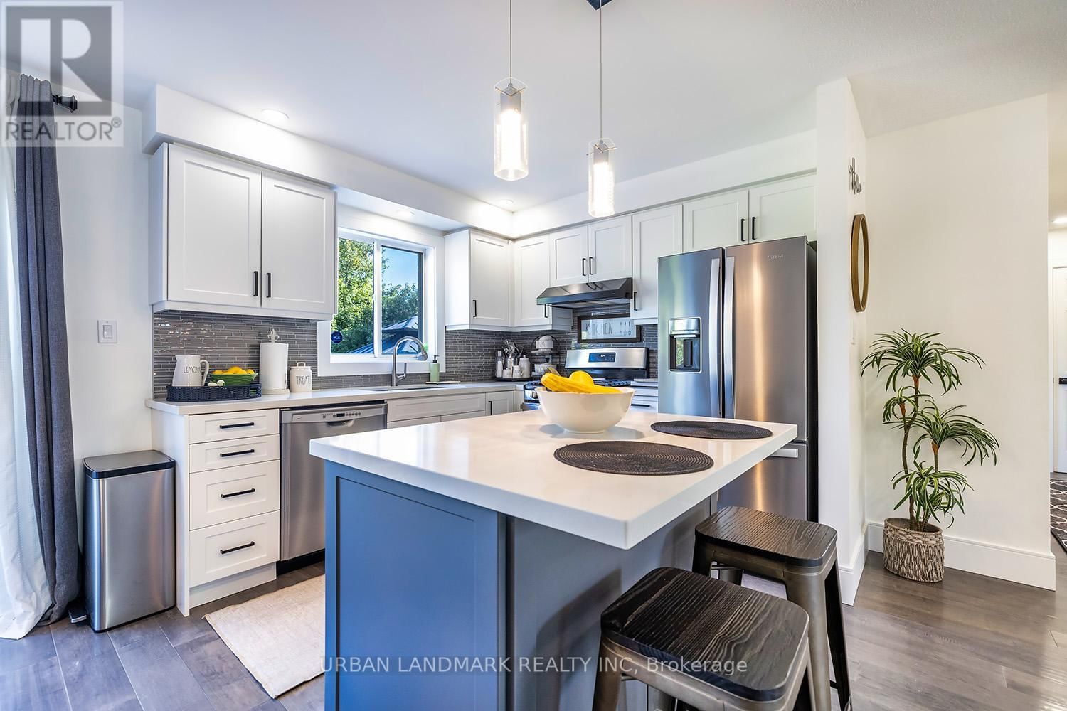 26 BROOKSIDE STREET Image 12